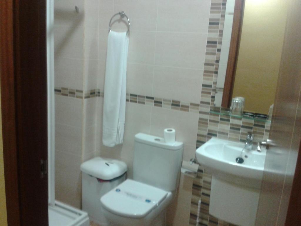 Hostal Restaurante El Paraiso Don Benito Szoba fotó