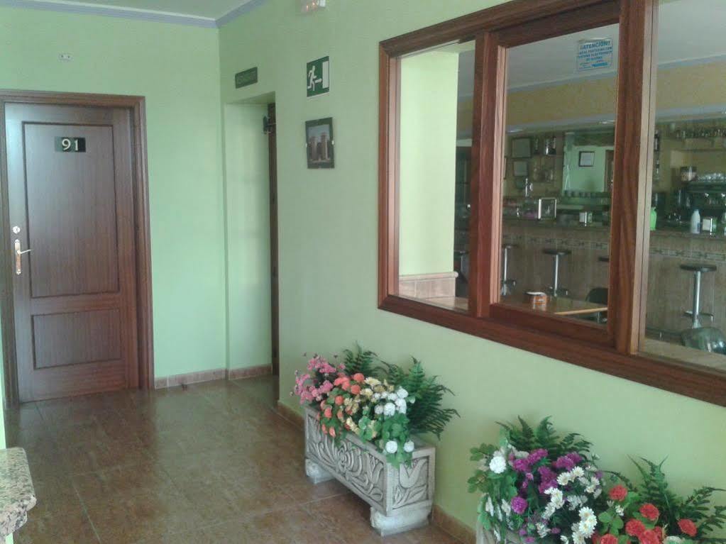 Hostal Restaurante El Paraiso Don Benito Kültér fotó